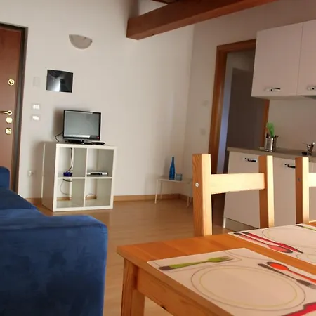 Apartment Family - Trilo *